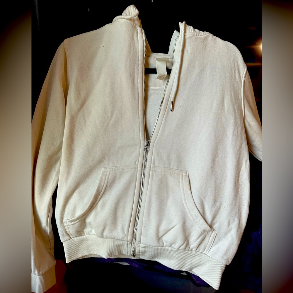 Brand new H&M zipped sweater, S size